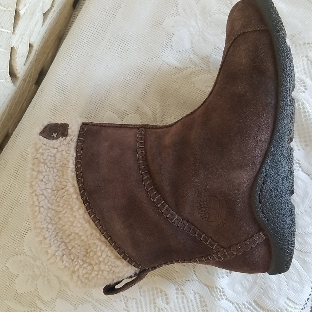 Timberland Genuine Leather Slip on Brown Boots Waterproof Size 6M Mid Calf Style - Picture 16 of 17